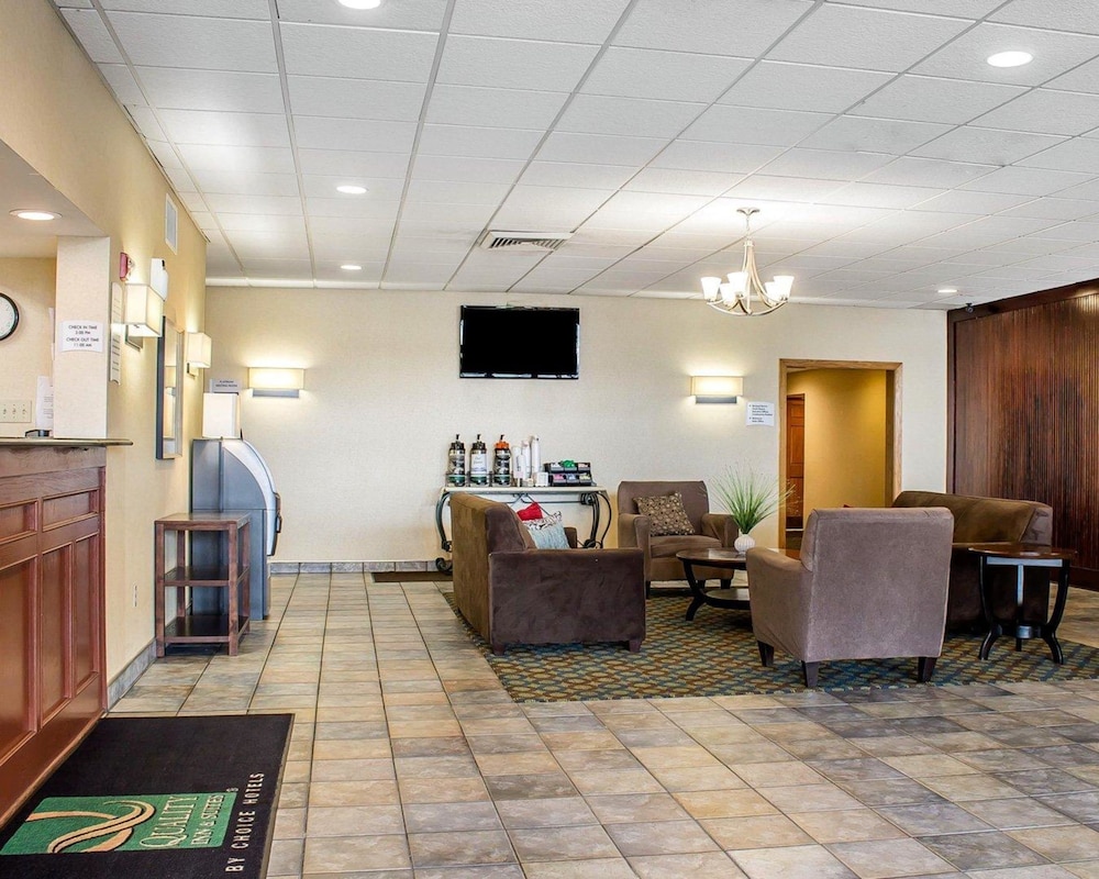 Wilkes Barre Inn And Suites 33/50