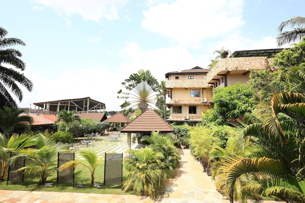 Sweet Garden Hotel 23/29