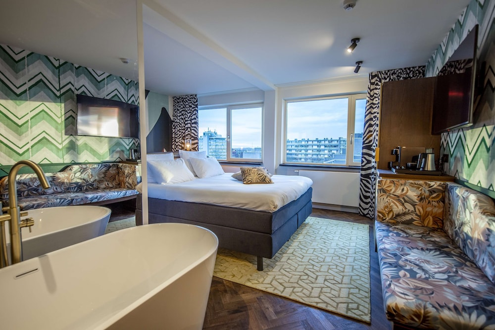 Signature, Design, Suite, Double Bed