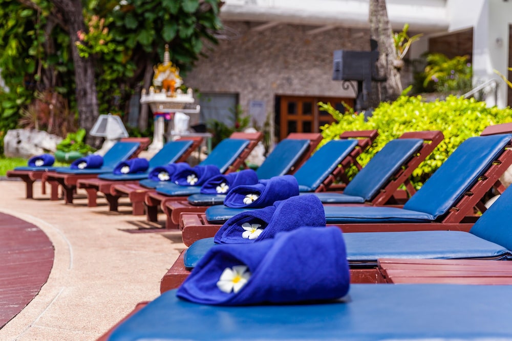 Cholchan Pattaya Beach Resort 67/74