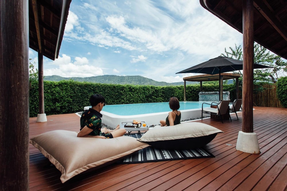 Boribot Pool Resort 25/50