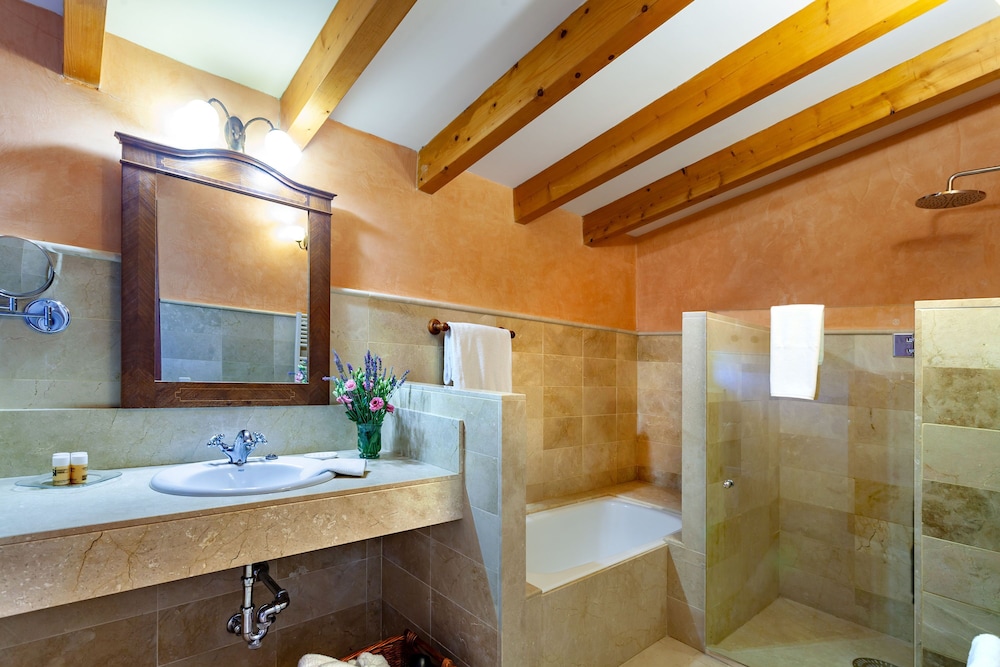 Finca Hotel Son Palou 76/77