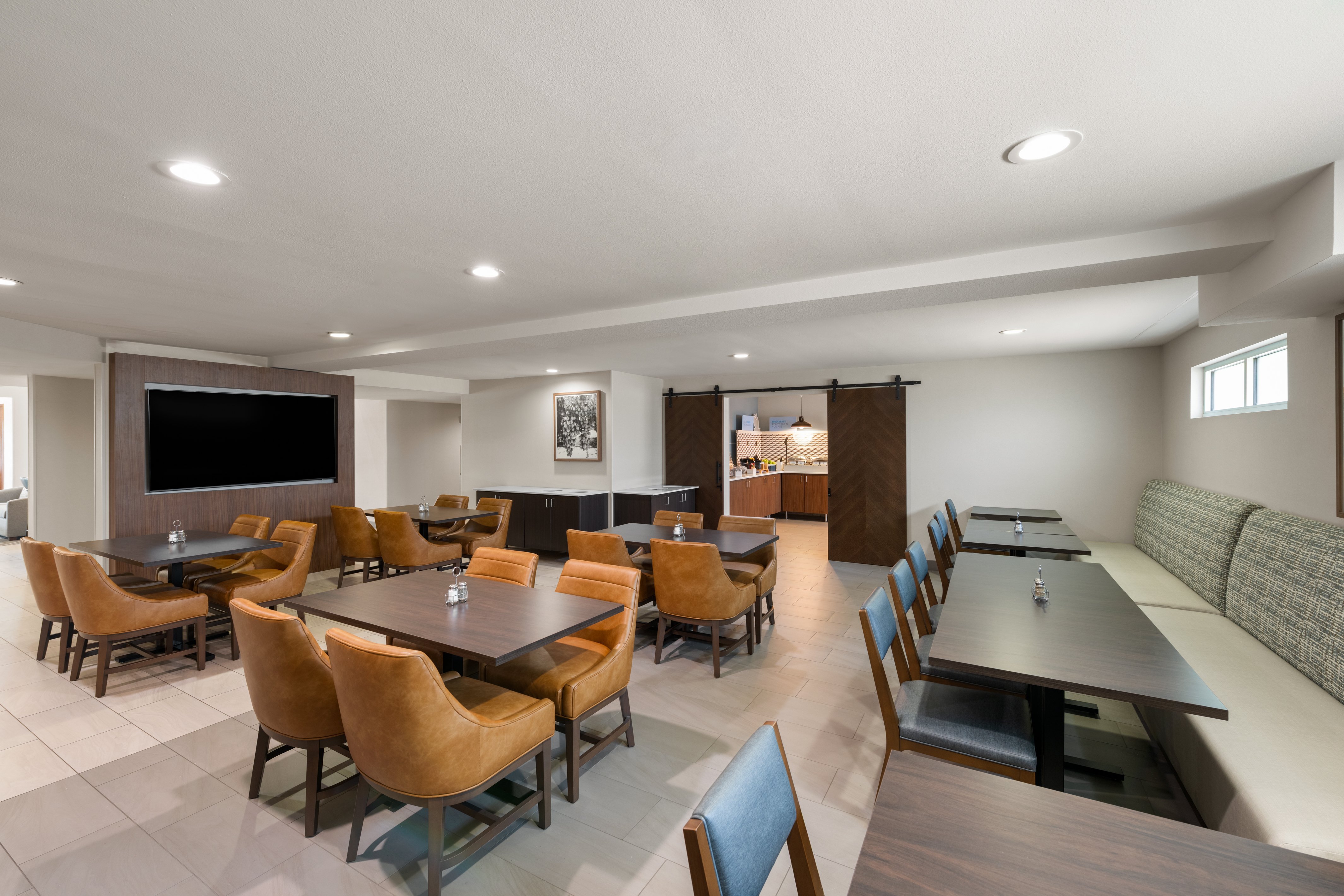 Holiday Inn Express Hotel And Suites Paso Robles 78/81