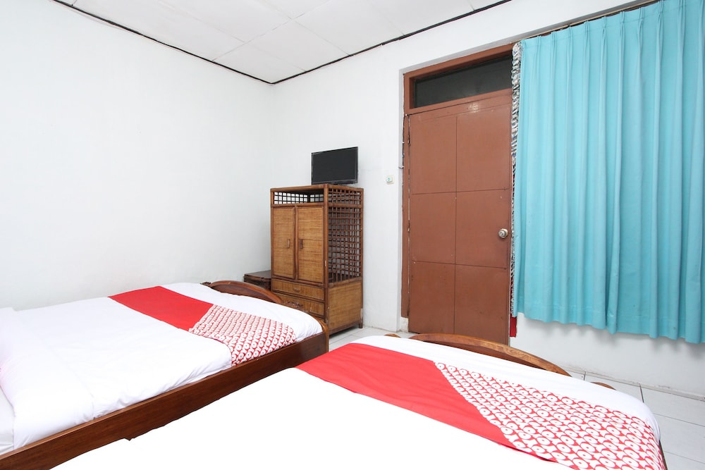 Oyo 434 Hotel Parahiyangan 16/23