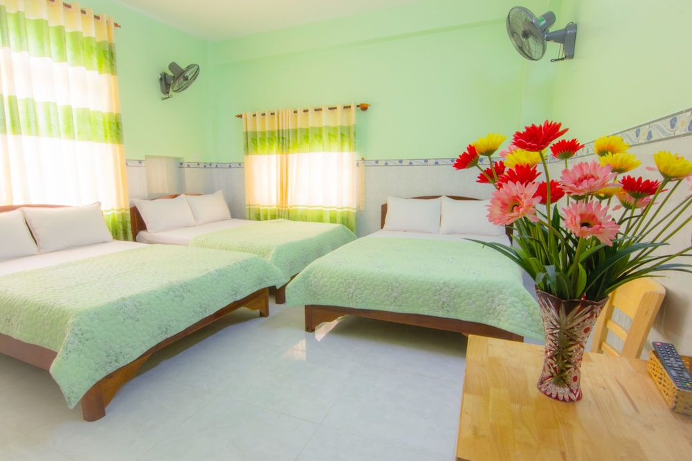 Thai Quang Hotel 37/69