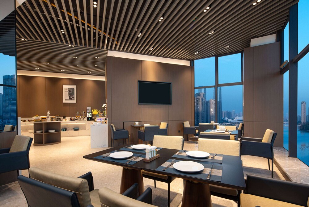 Microtel by Wyndham Changsha Meixi Lake 32/42