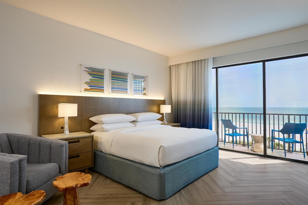 Room, King Bed, Ocean Front, Balcony
