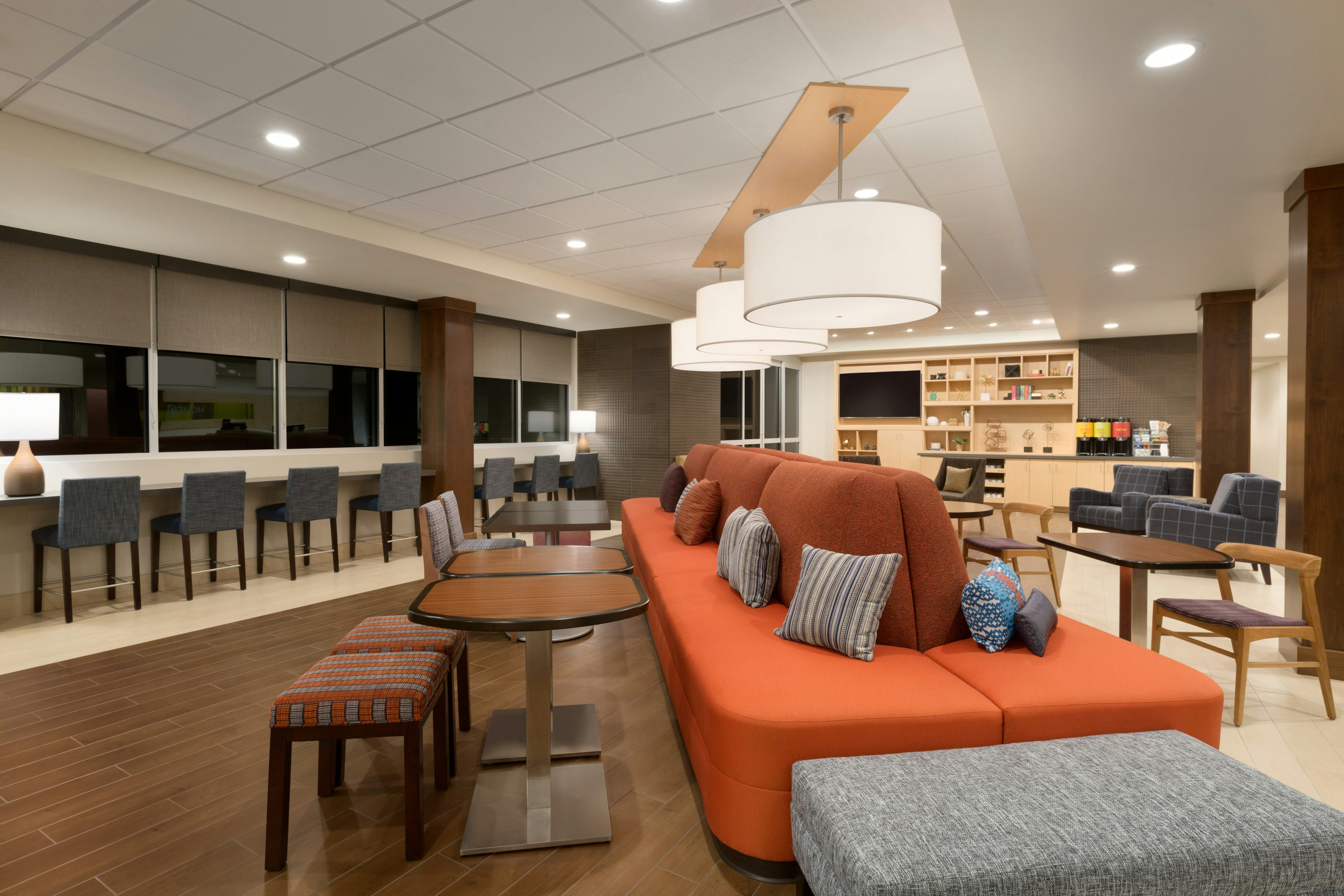 Home2 Suites By Hilton Phoenix Glendale Westgate 22/40