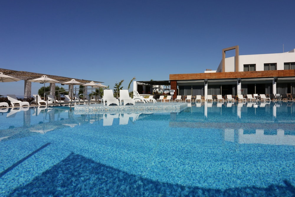 Elite City Resort 55/60