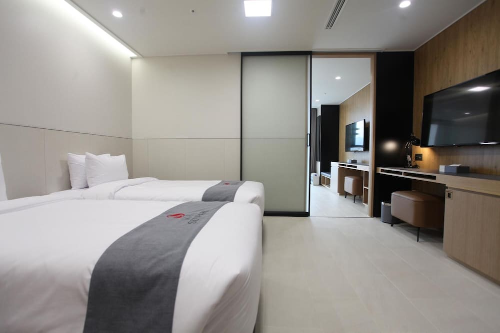 Hotel Skypark Daejeon I 36/55