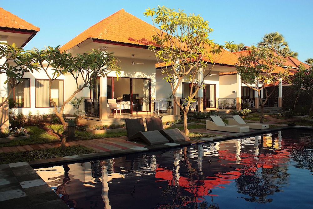 Tulamben Dive Resort 24/45