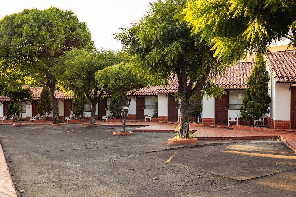 Hotel Faranda Bolivar Cucuta, A Member Of Radisson Individuals 64/71