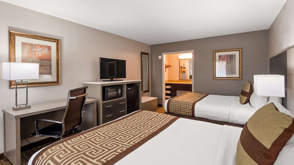 Best Western Fayetteville Inn 12/42