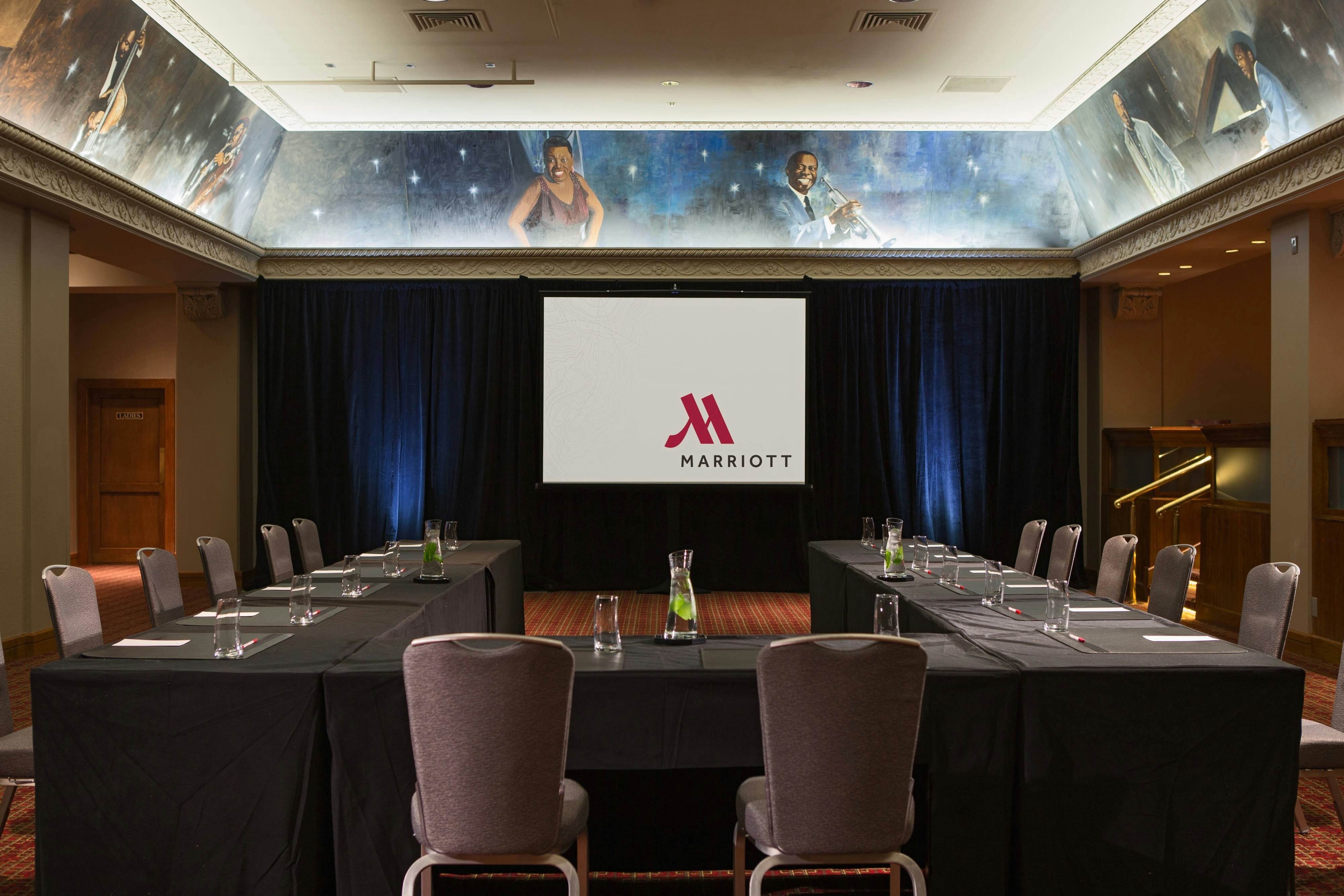 Kansas City Marriott Downtown 29/31