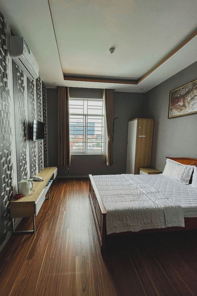 Vip, Queen Bed