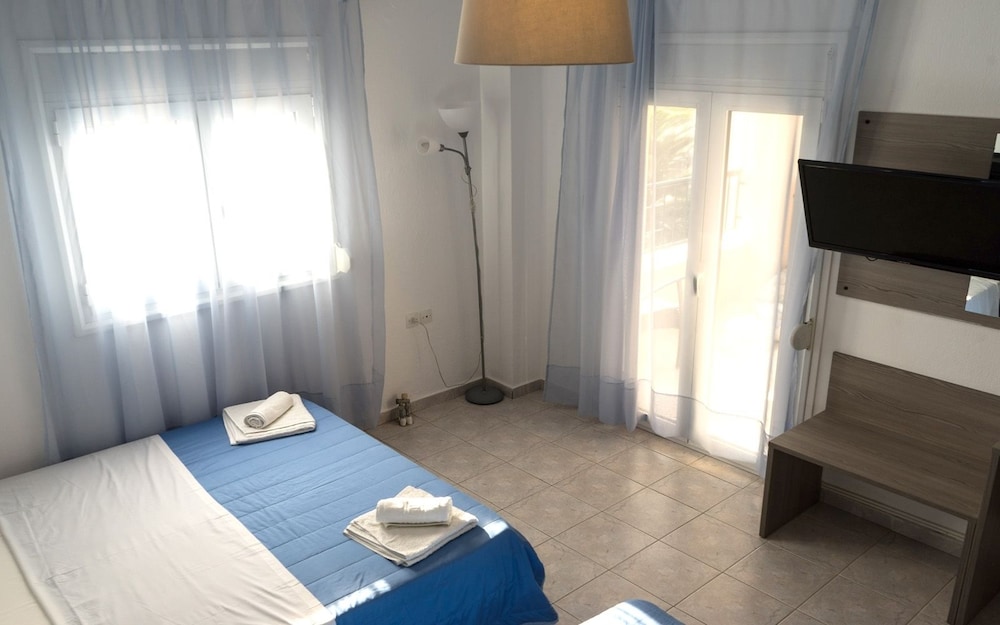 Polykratis Rooms 37/64