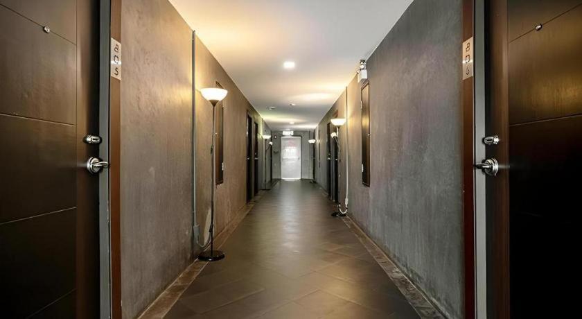 B2 Bangkok Srinakharin Boutique & Budget Hotel 32/51