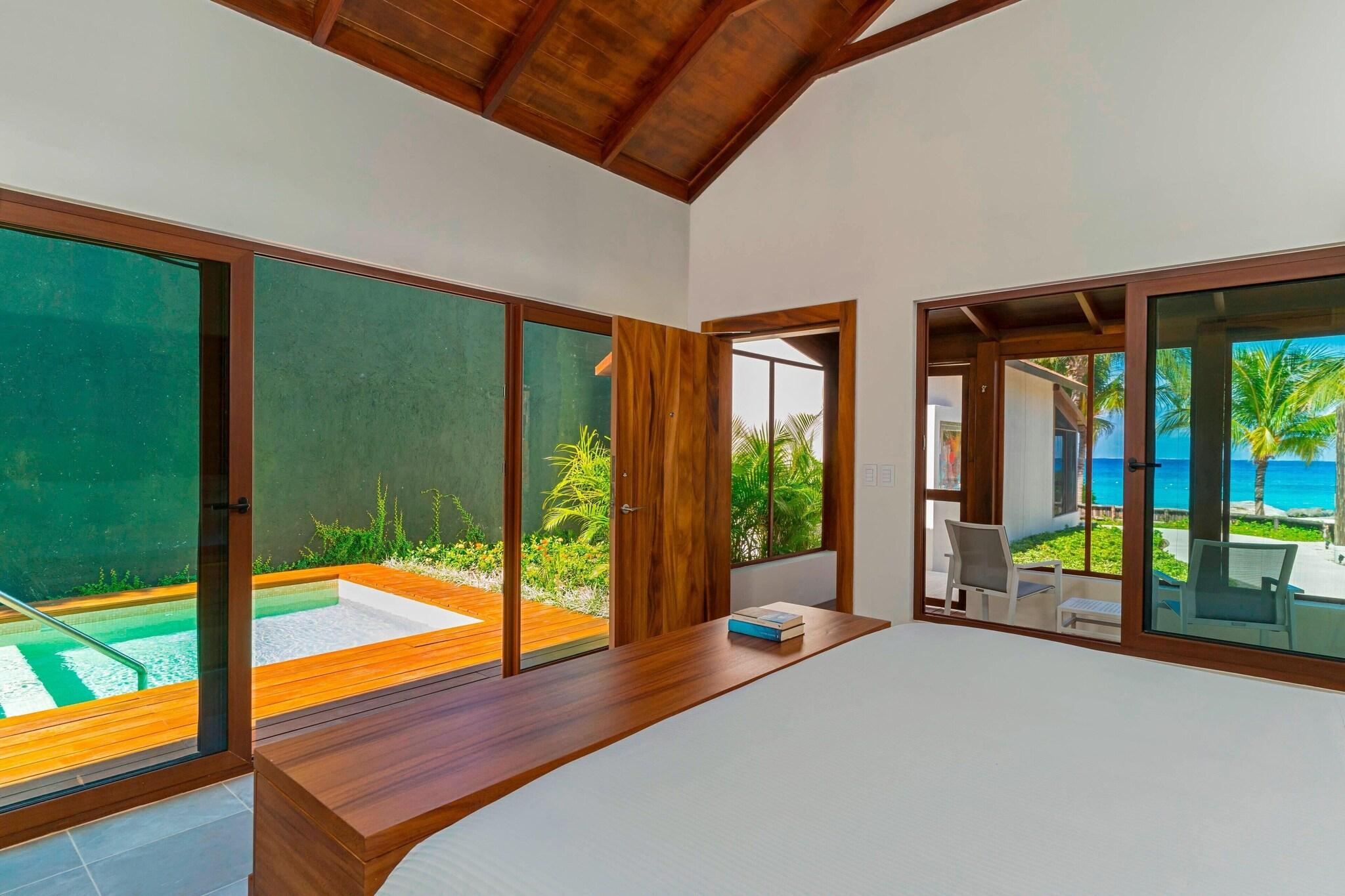 Studio, King Bed, Ocean Front، The Westin Cozumel 2/3
