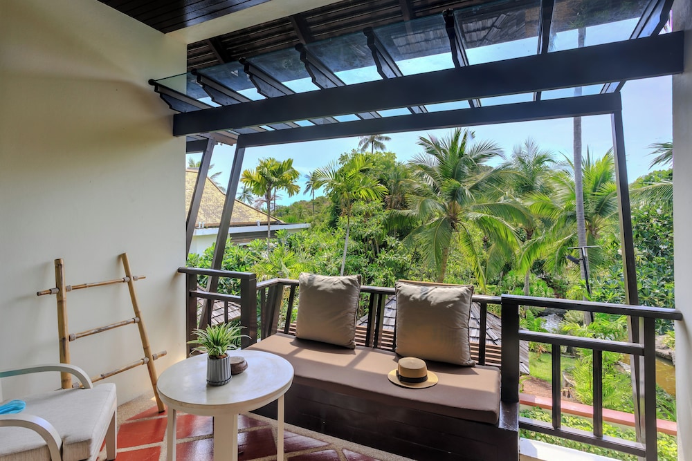 MELATI BEACH RESORT AND SPA 53/69