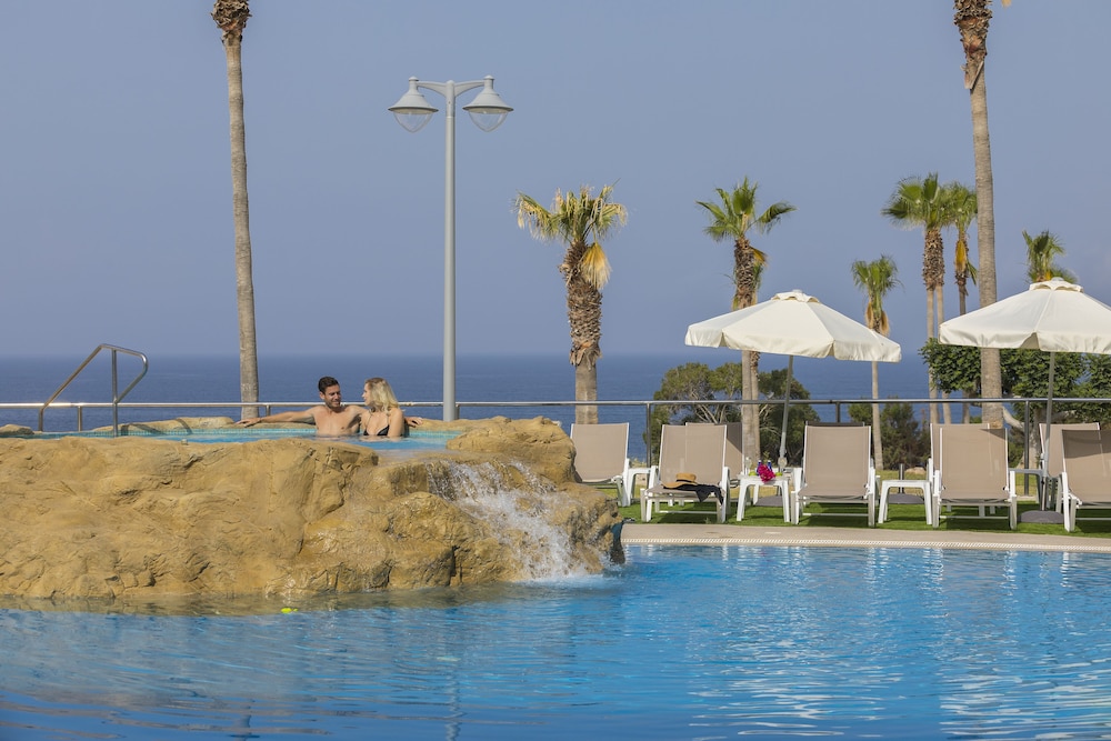 Leonardo Laura Beach and Splash Resort 47/51