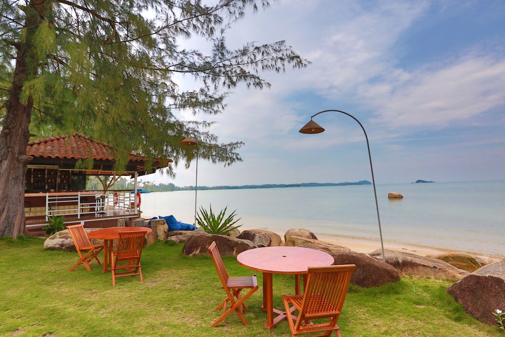 Pantai Indah Lagoi Bintan 46/50