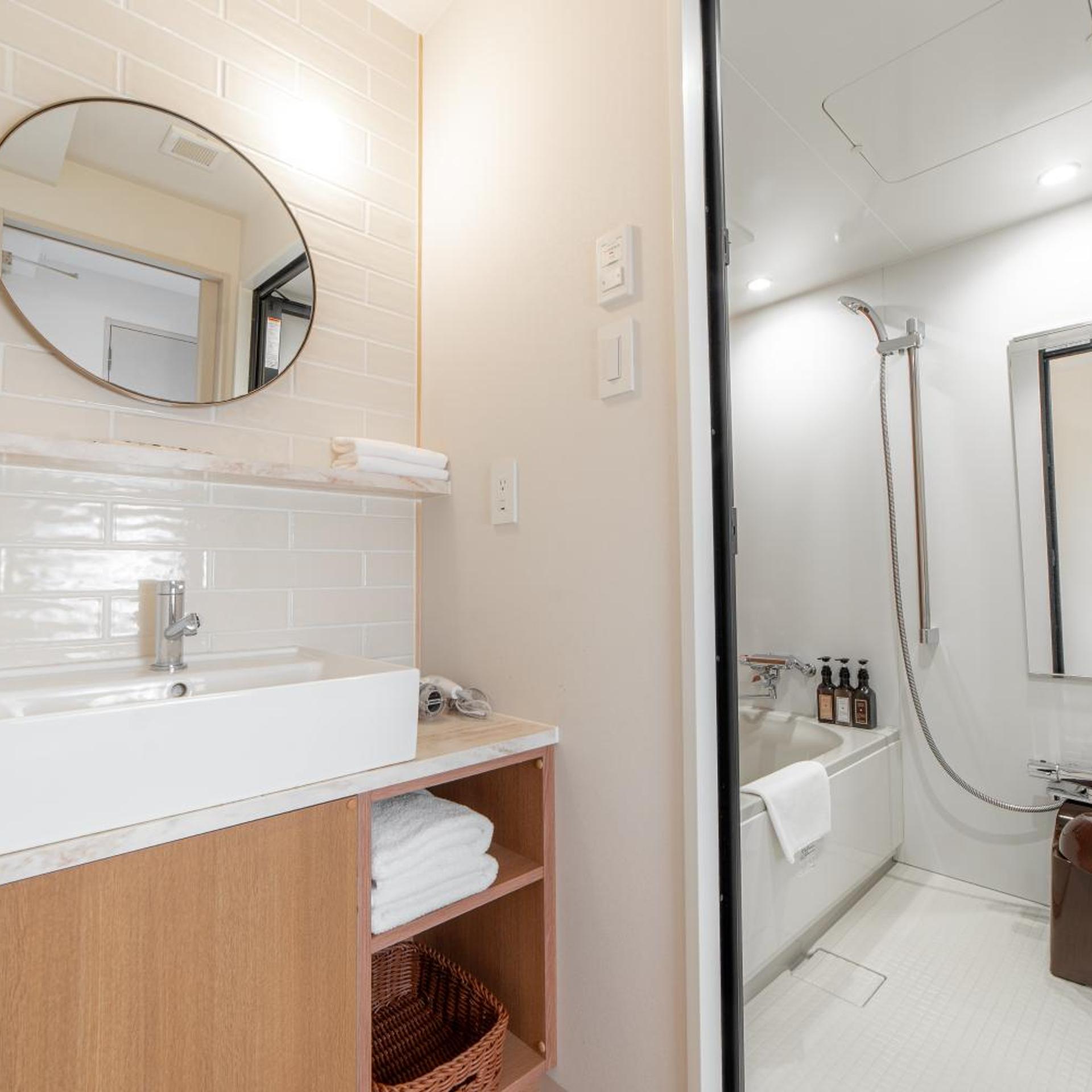 Henn na Hotel Express Osaka Namba Nipponbashi 47/49
