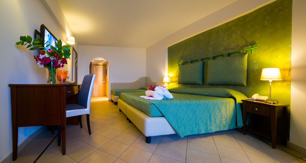 EliHotel 6/30