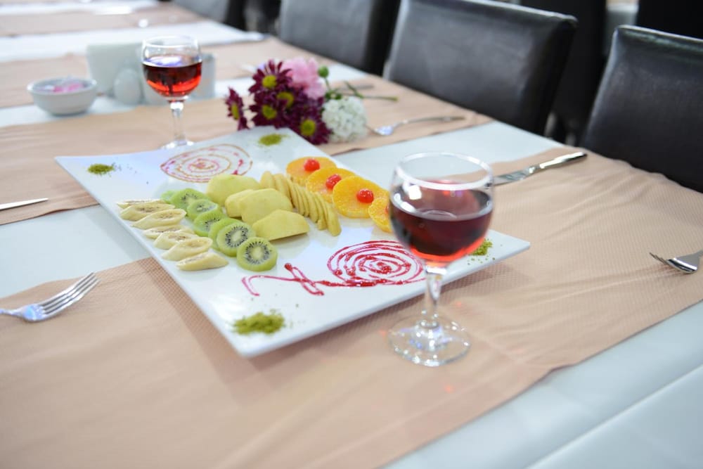 Hotel Zileli 55/71
