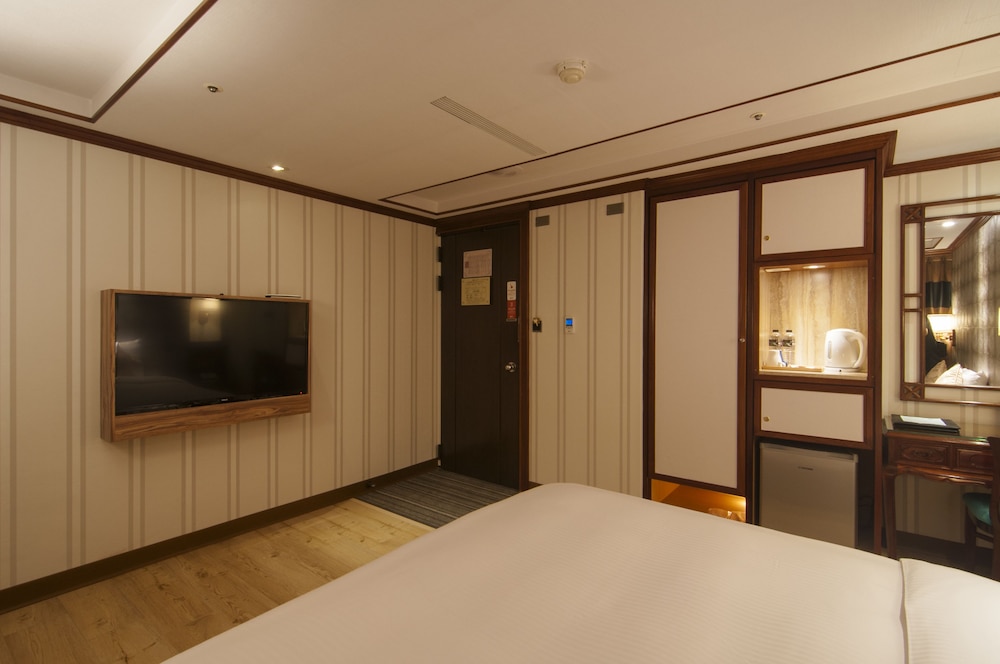 Silken Hotel 32/63