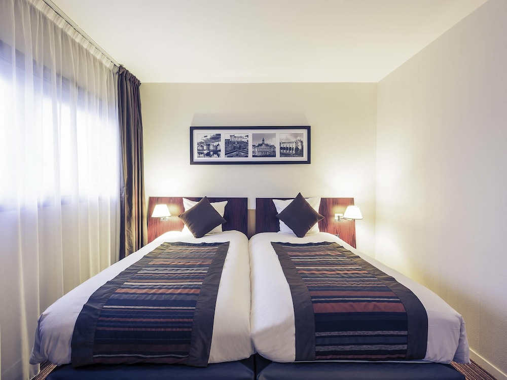 Mercure Tours Centre 12/64