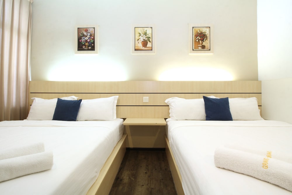 Hotel Zamburger Klang 12/28