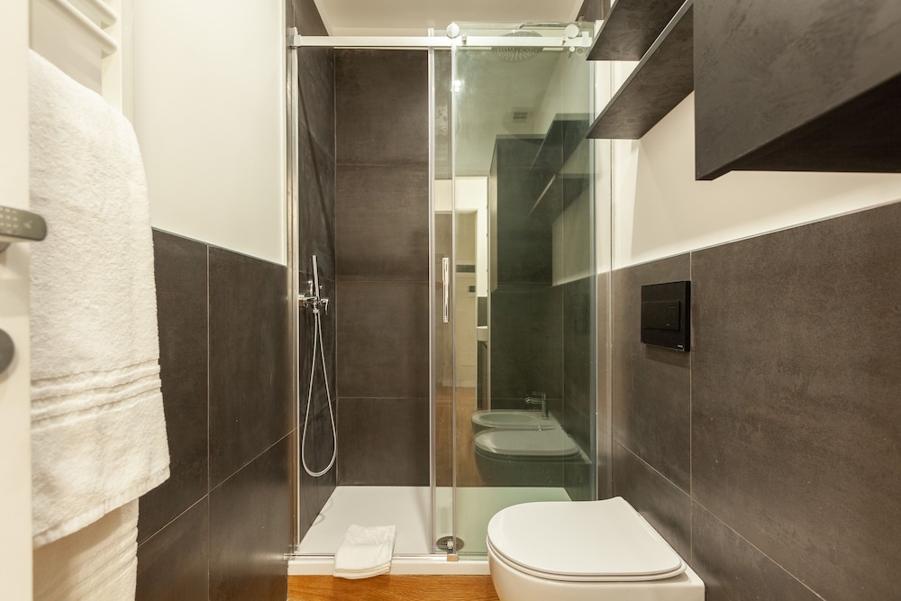 easyhomes - Vincenzo Monti 18/21