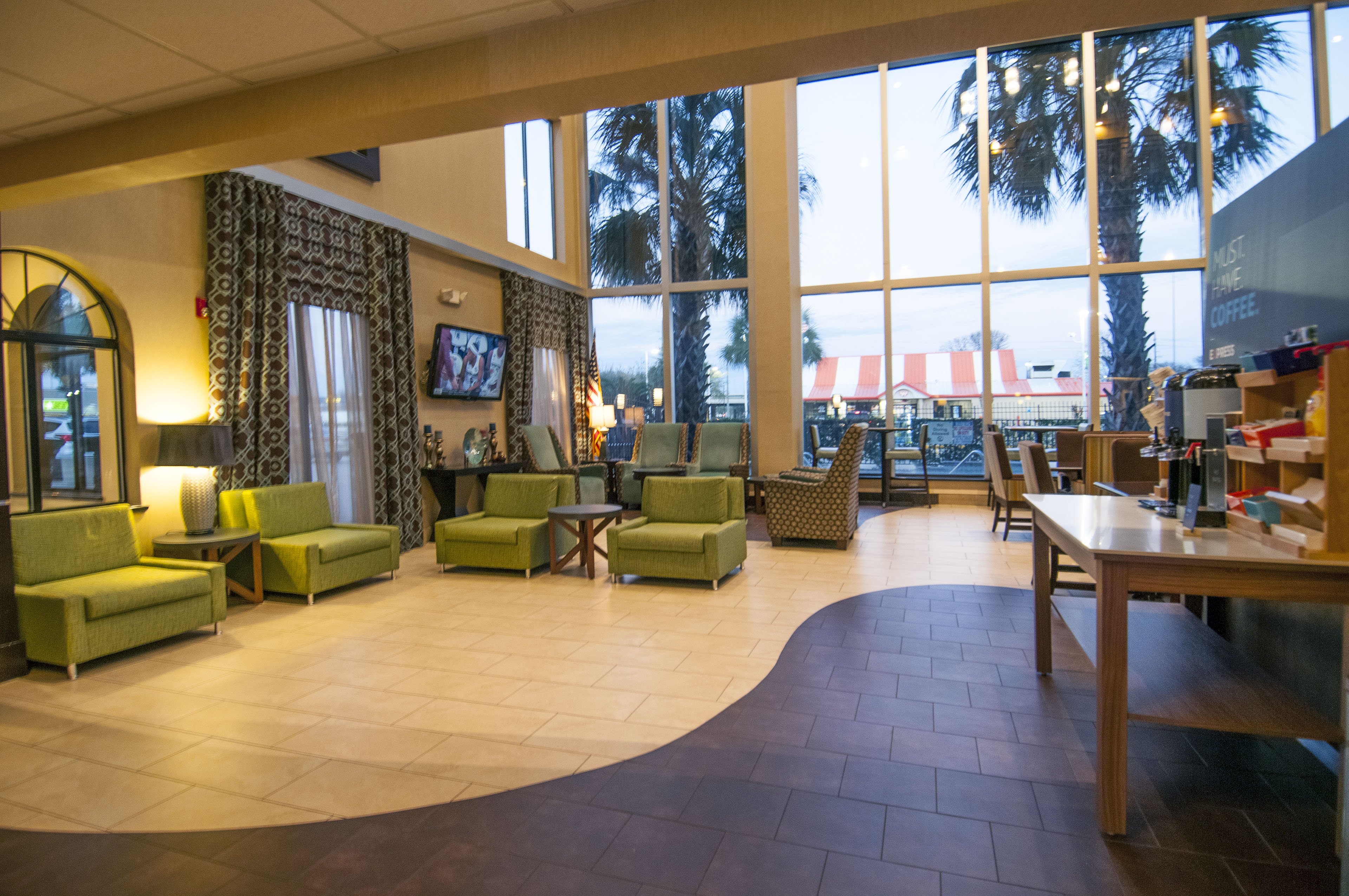 Holiday Inn Express Hotel Suites Houston North Intercontinental 24/48