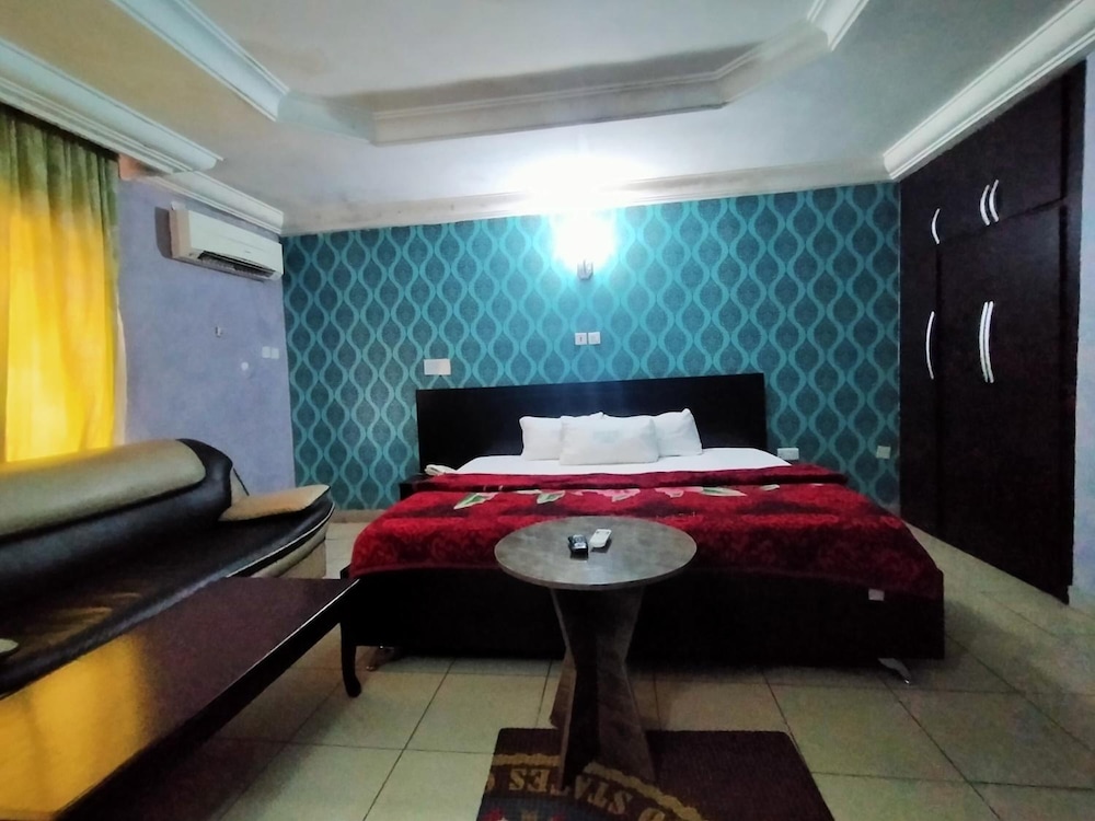Orient Hotel & Plaza Ltd 12/26