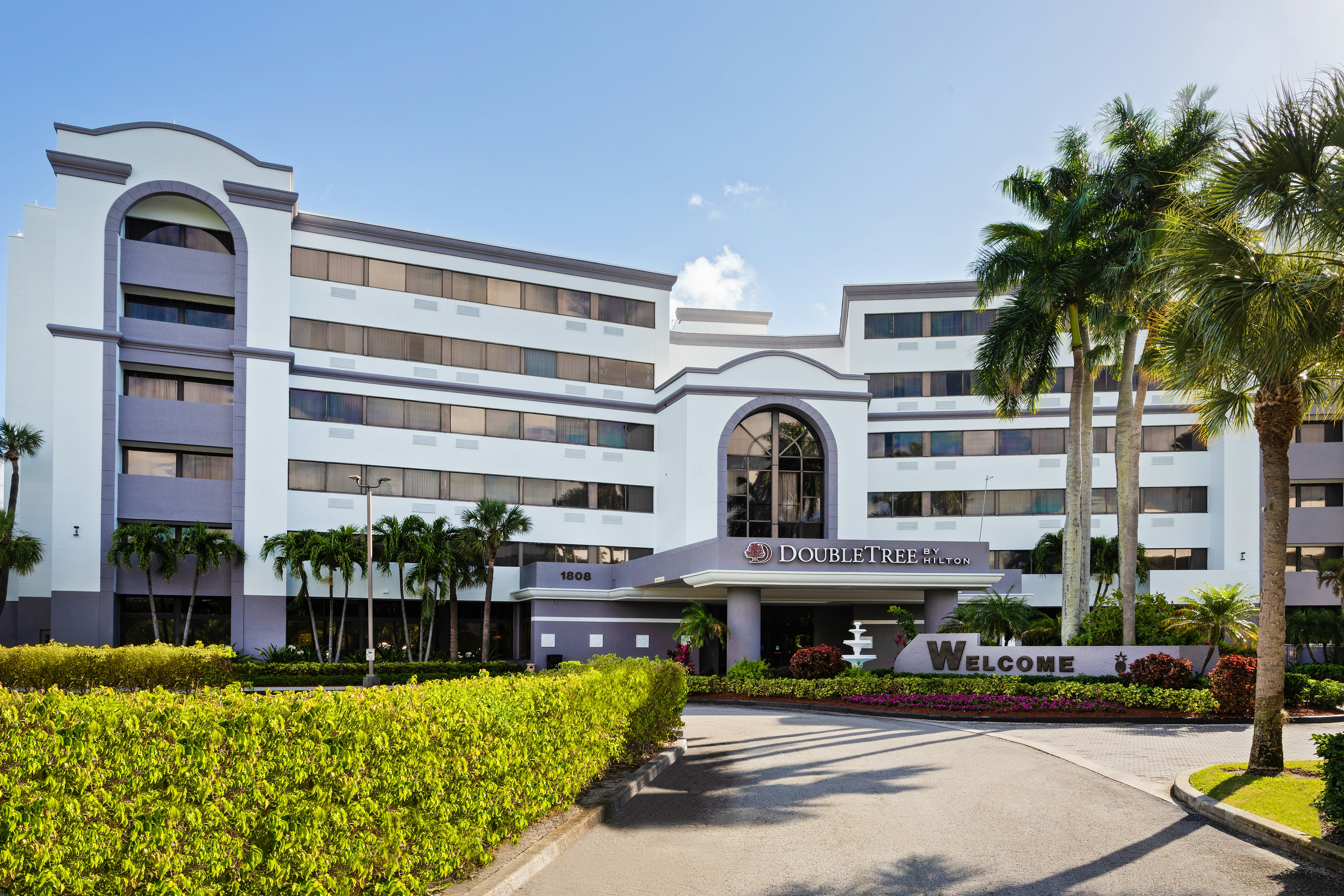DoubleTree by Hilton West Palm Beach Airport 37/38