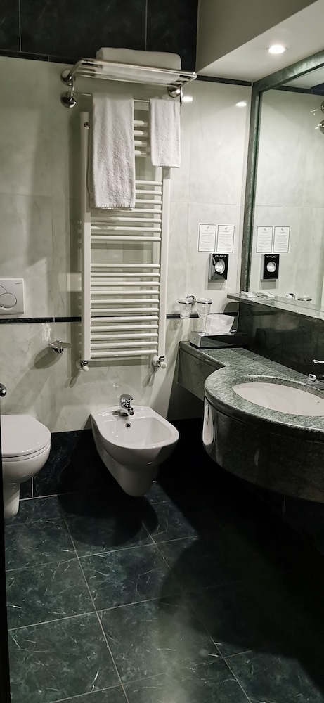HOLIDAY INN TURIN CORSO FRANCIA 39/54