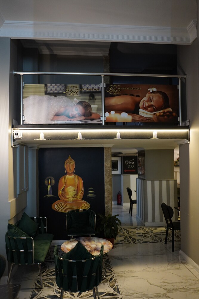 Viva Hotel Oldcity 10/73