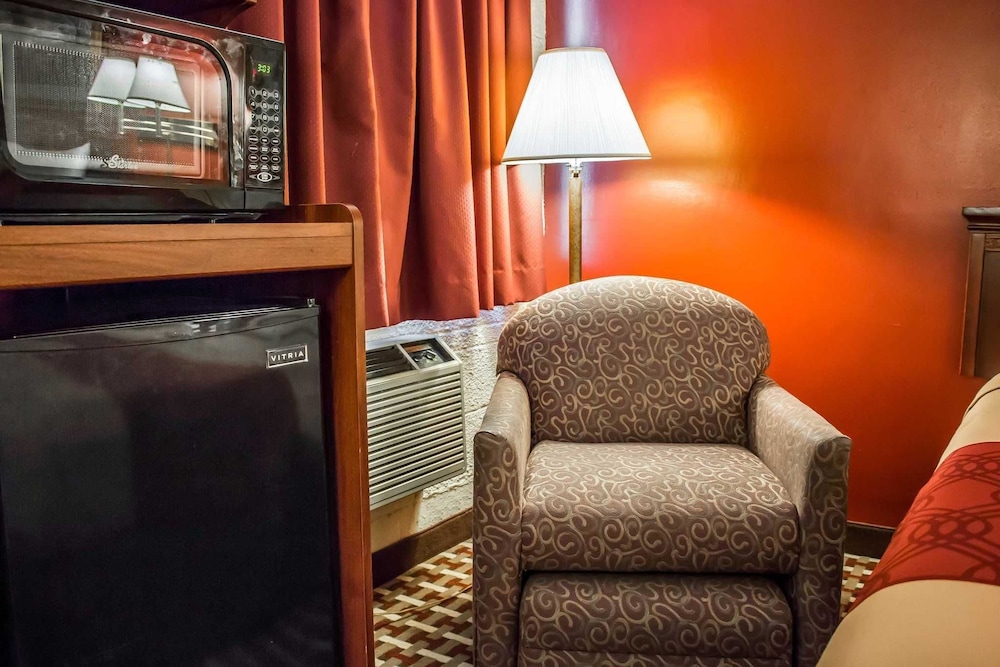 Econo Lodge Williamsport 29/43
