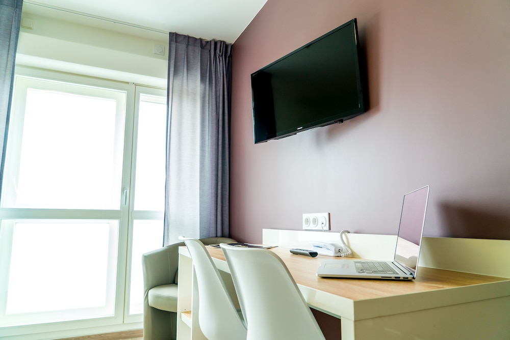 All Suites Appart Hotel Choisy Le Roi 46/48