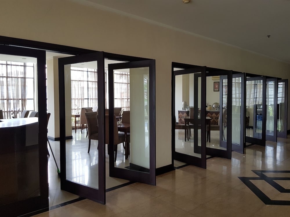 N1 Hotel Tanah Abang 16/36
