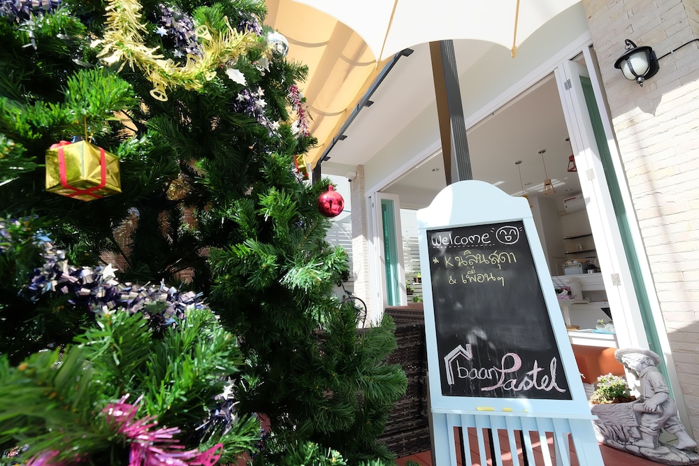 Baan Pastel Boutique Hotel Hostel 65/70