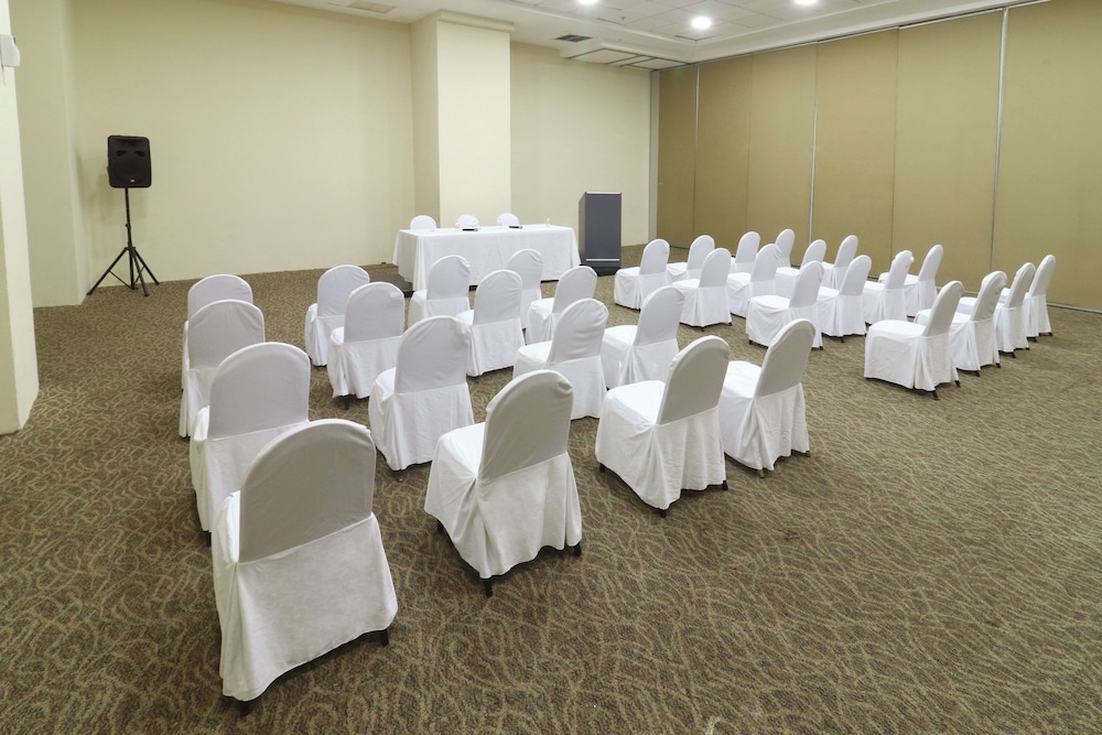 Holiday Inn Express Ciudad Del Carmen 39/50