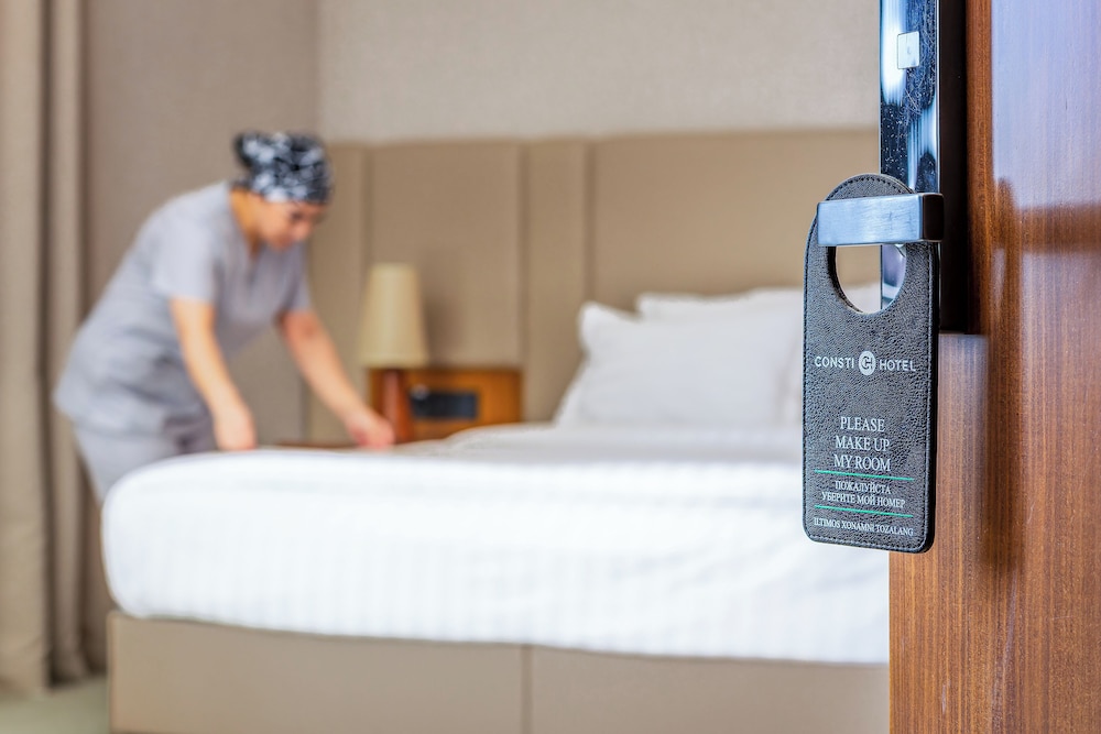 Consti Hotel Tashkent 38/63