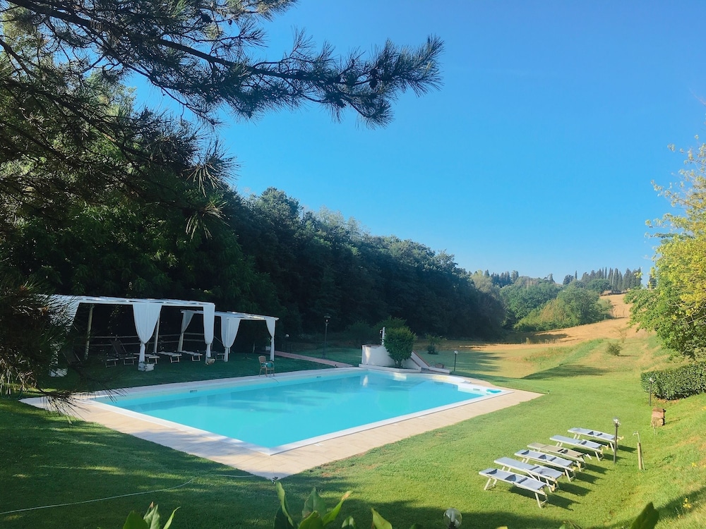 Cascina De Fagiolari 42/68