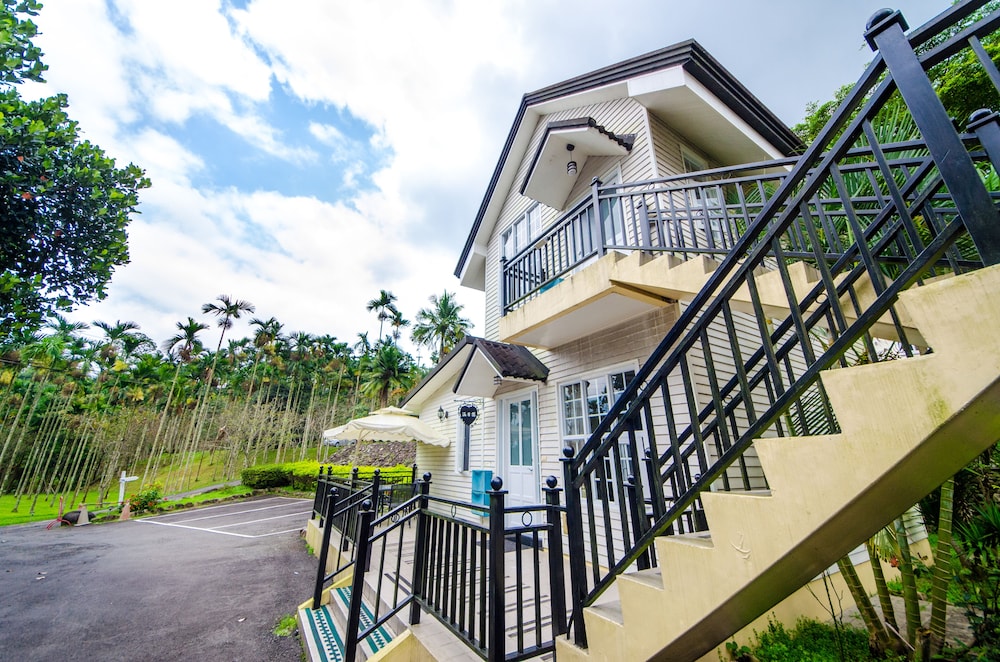 Butchard Villas Sun Moon Lake 5/45