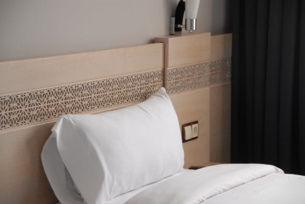 Hotel A44 30/52