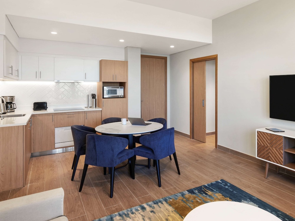 Aparthotel Adagio Dubai Gold District 45/61