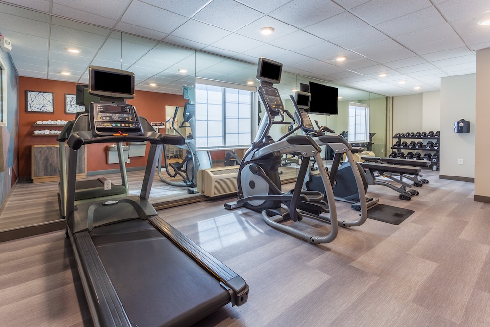 Candlewood Suites O Fallon 14/23