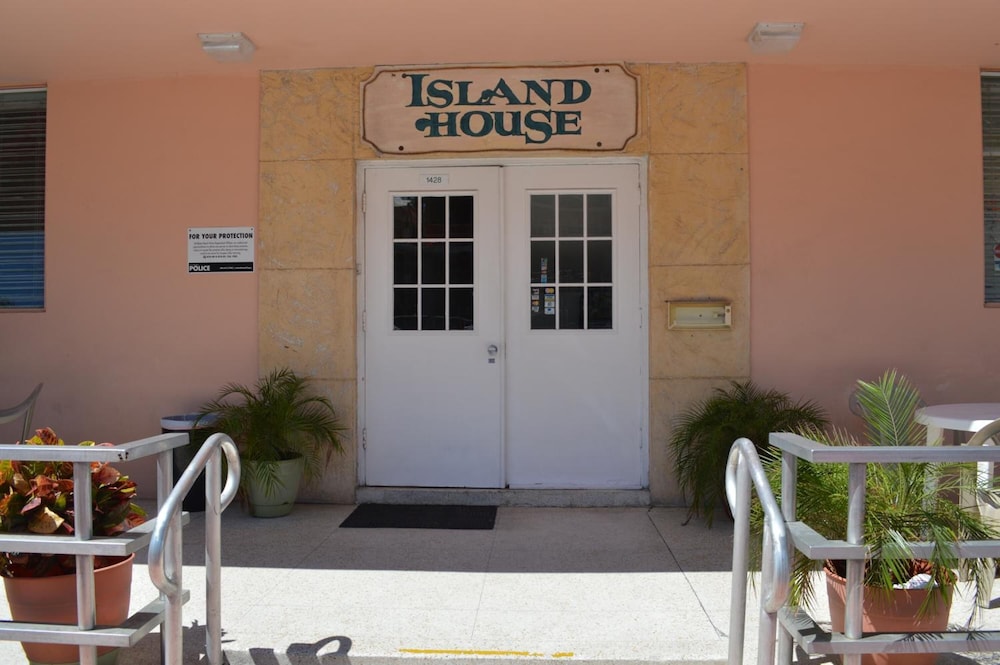 Island House South Beach 6/52