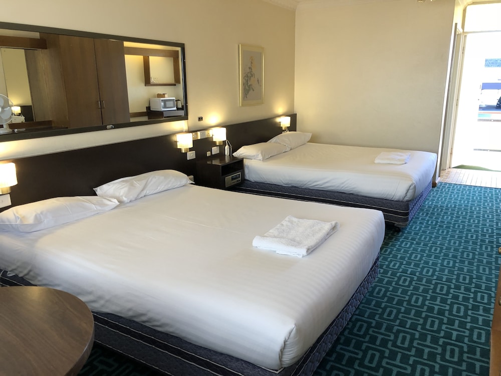 Canberra Lyneham Motor Inn 13/48